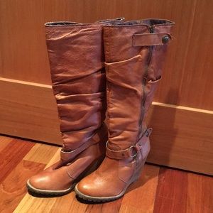 Under the knee boots 👢